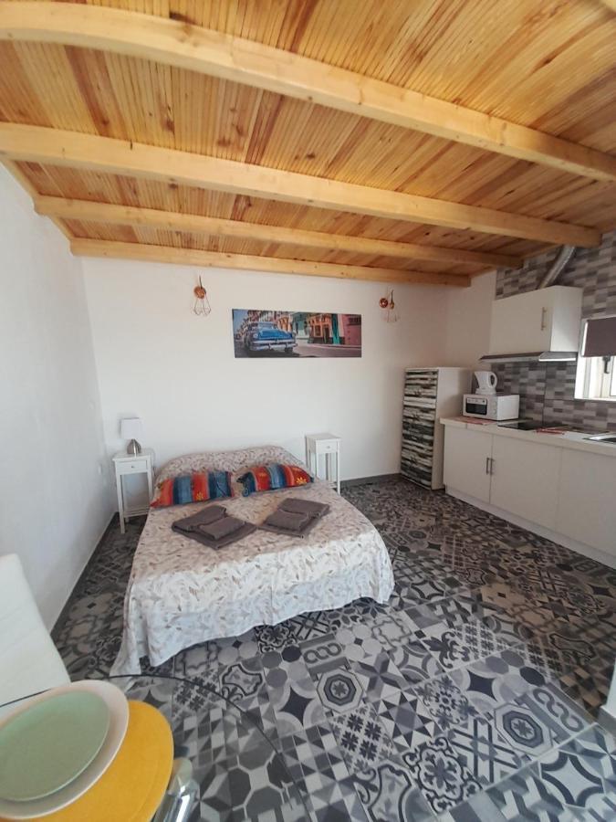 Estudio Dominicana In Albufeira Gale Luaran gambar