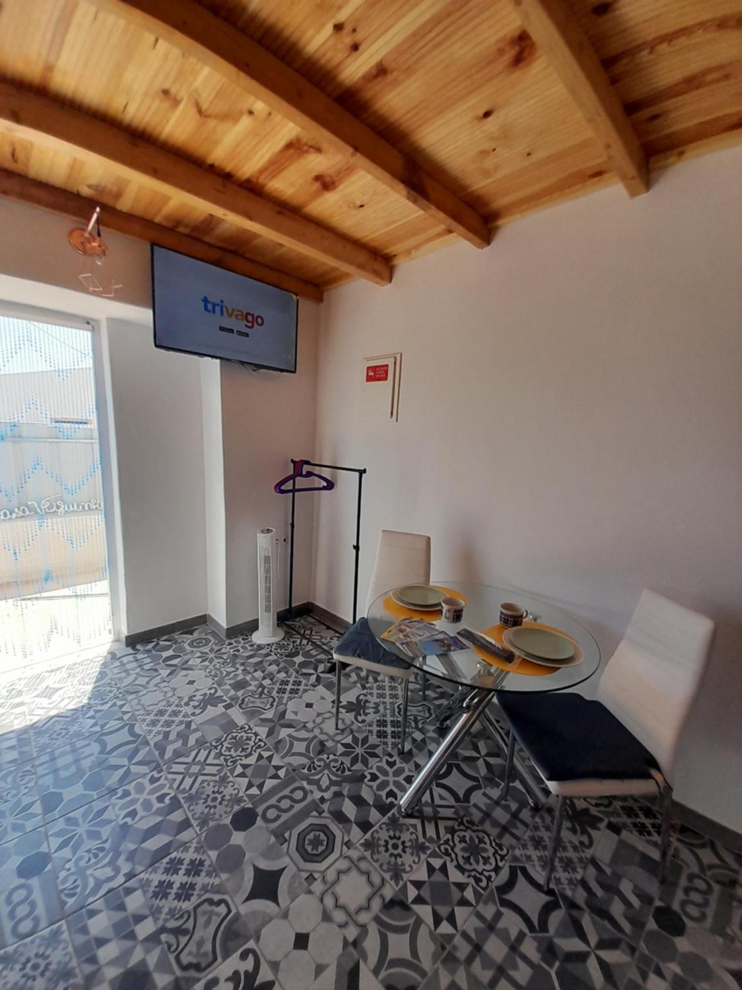 Estudio Dominicana In Albufeira Gale Luaran gambar