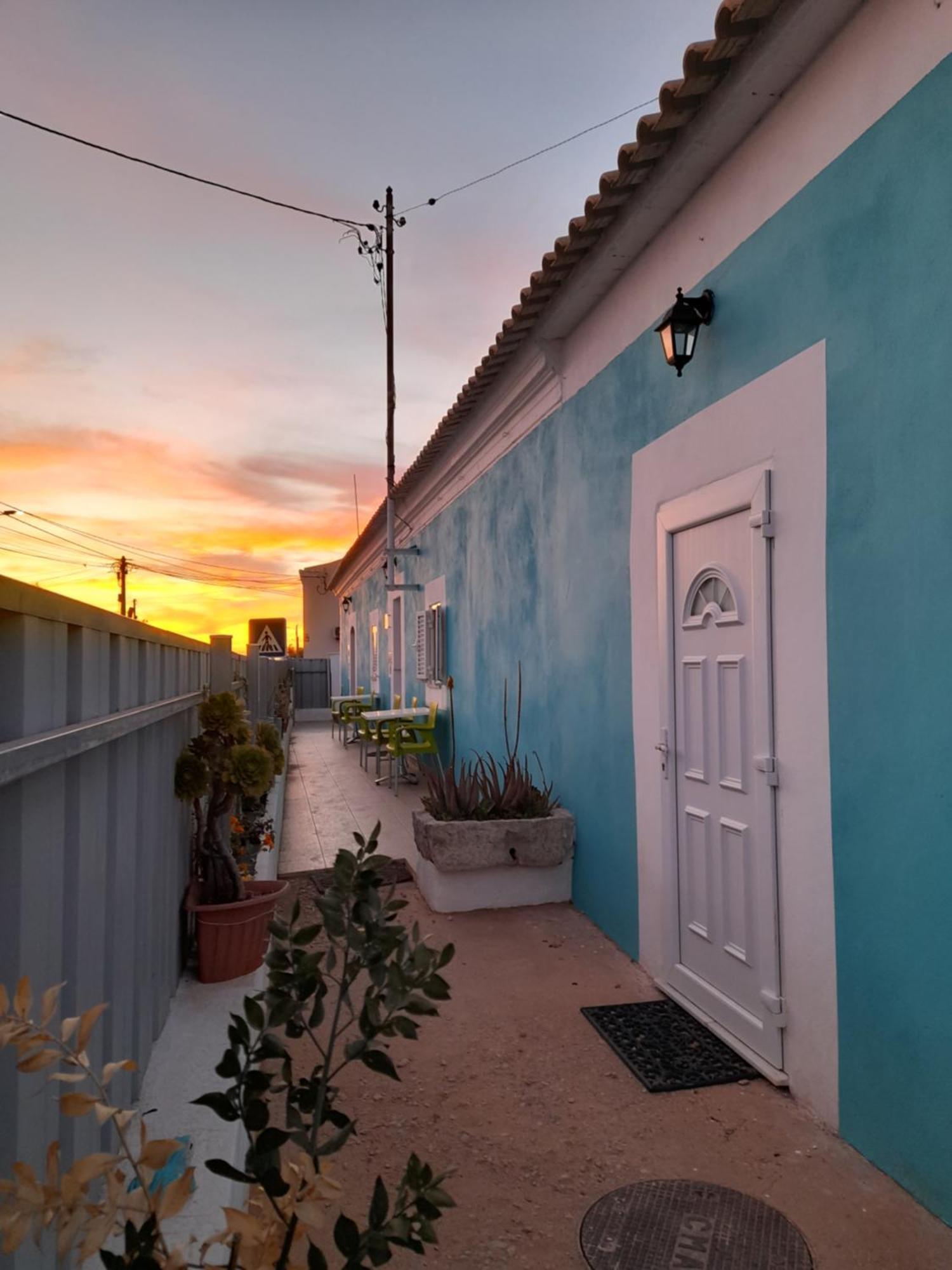 Estudio Dominicana In Albufeira Gale Luaran gambar